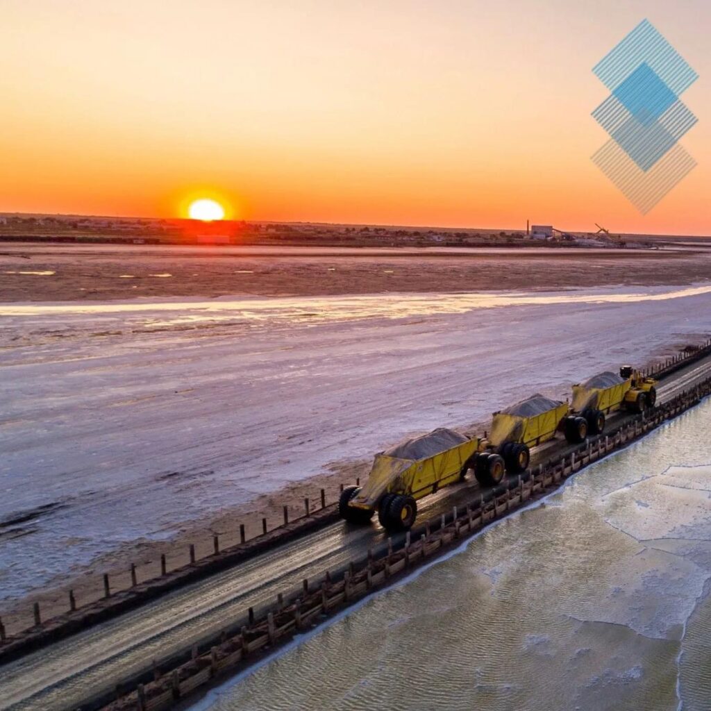 «Руссоль» обратилась в Правительстве РФ из-за нехватки локомотивов для перевозки соли